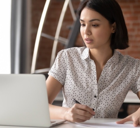 eine Arbeitsbescheinigung schreiben, was gehört in eine Arbeitsbescheinigung