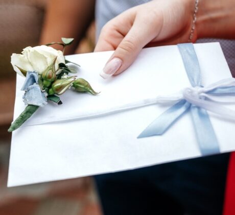 Gratulation zur Hochzeit für Kollegen, Chef gratuliert Mitarbeitern zu Hochzeit
