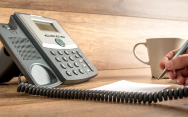 Telefonnotiz machen, Notizen beim Telefonat machen, Anrufer Informationen notieren
