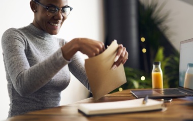 zwischenbescheid an Bewerber formulieren, Zwischenbescheid Bewerbung eingetroffen und in Arbeit