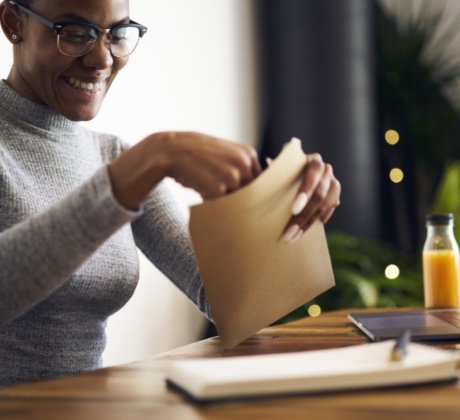 zwischenbescheid an Bewerber formulieren, Zwischenbescheid Bewerbung eingetroffen und in Arbeit